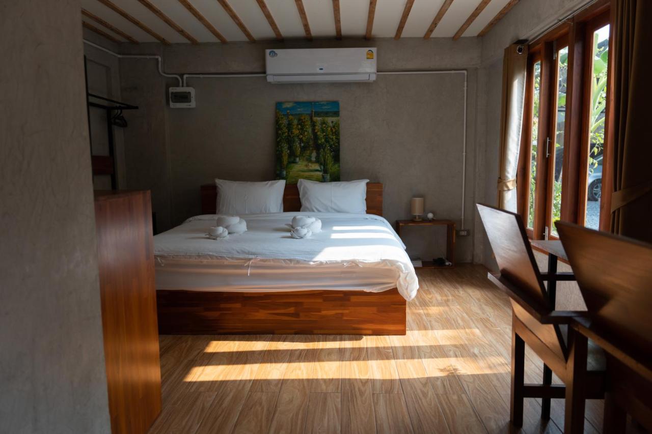 Banmai87 Guest House บ้านไม้87 เกสต์เฮ้าส์ Phranakhonszi Ajutthaja Kültér fotó