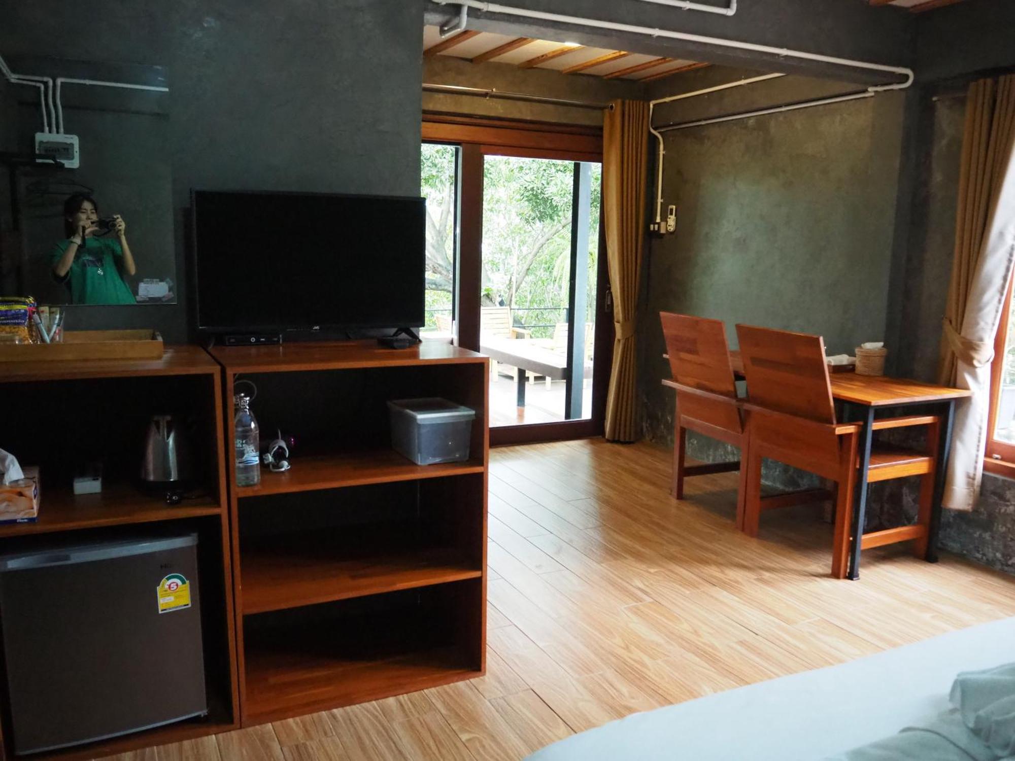 Banmai87 Guest House บ้านไม้87 เกสต์เฮ้าส์ Phranakhonszi Ajutthaja Kültér fotó