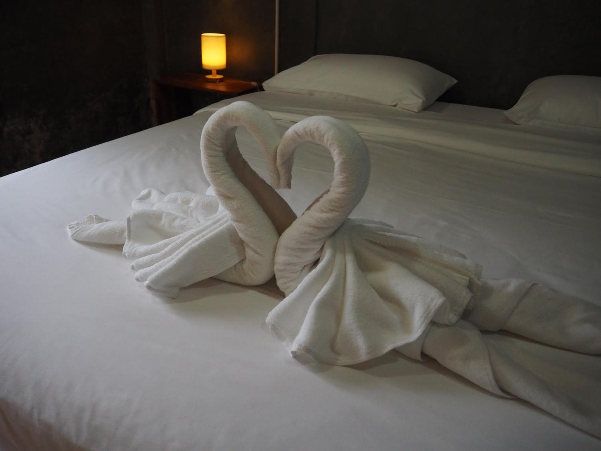 Banmai87 Guest House บ้านไม้87 เกสต์เฮ้าส์ Phranakhonszi Ajutthaja Kültér fotó