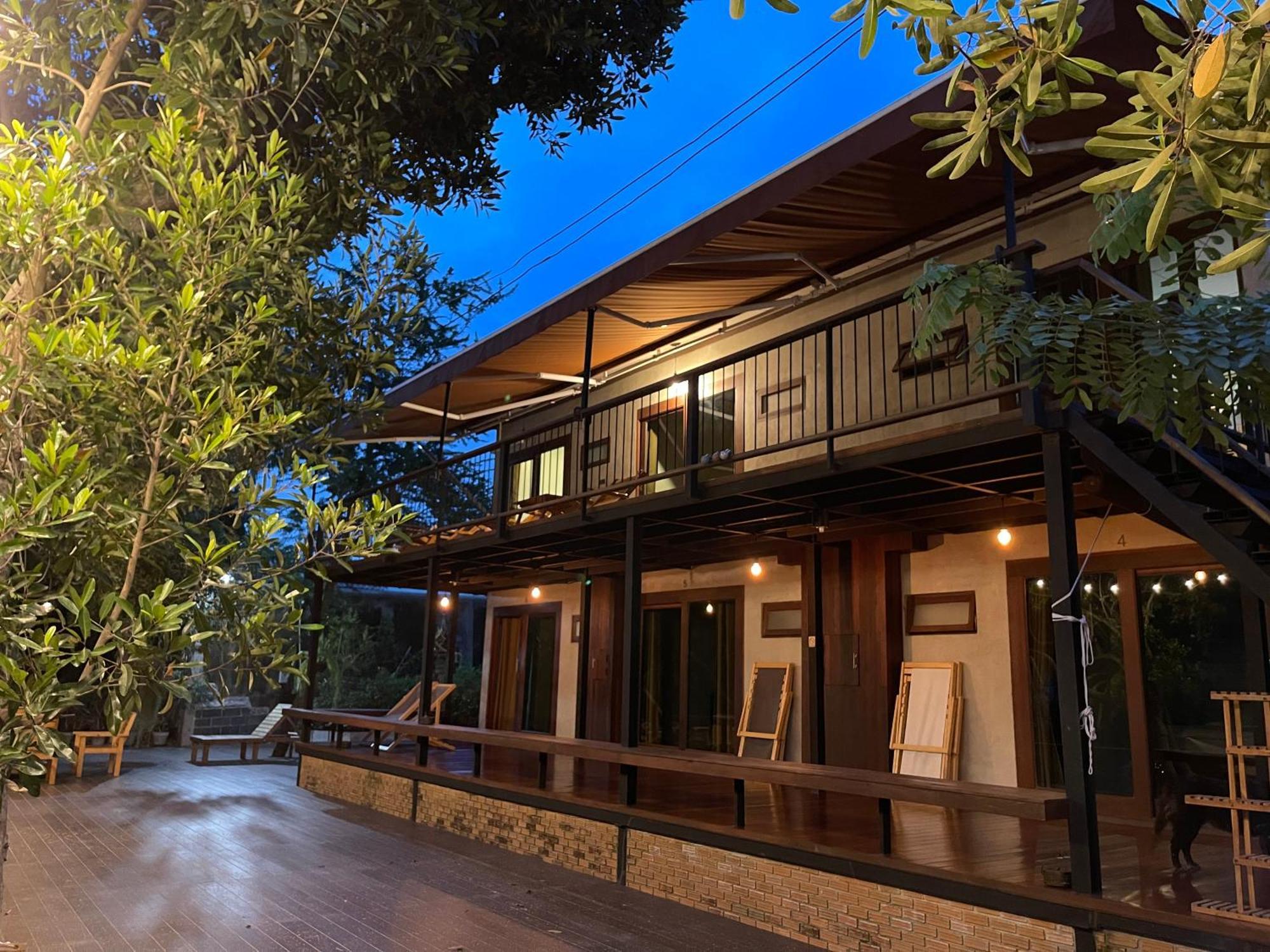 Banmai87 Guest House บ้านไม้87 เกสต์เฮ้าส์ Phranakhonszi Ajutthaja Kültér fotó